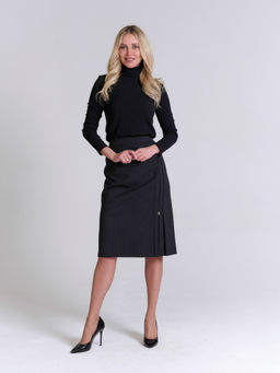 Юбка с резинками по бокам