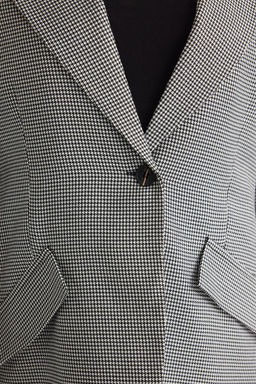 TRENDYOLMILLA Siyah Kaz Ayag? Desenli Fitted Premium Poliviskon Dokuma Blazer Ceket TWOSS25BC00013