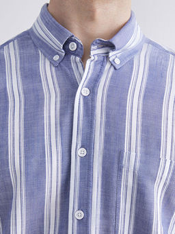 Regular Fit K?sa Kollu ?izgili Erkek G?mlek