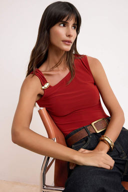 Kiremit Fitted/Vucuda Oturan Asimetrik Yaka Aksesuar Detayl? Esnek Orme Bluz TWOSS26BZ00187