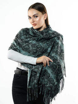 Яркий палантин с анималистичным принтом