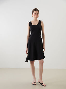 U Yaka A Kesim Elbise