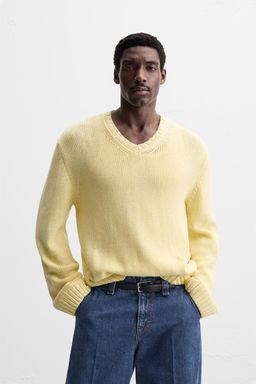 V-NECK SWEATER WITH TEXTURED WEAVE - Zara фото 2