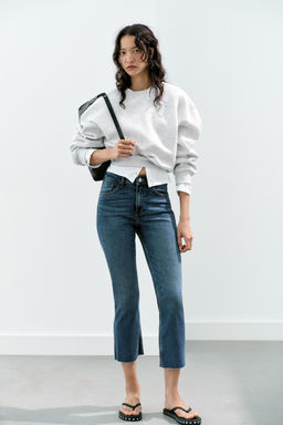 JEANS TRF CROPPED FLARE TIRO ALTO / Azul