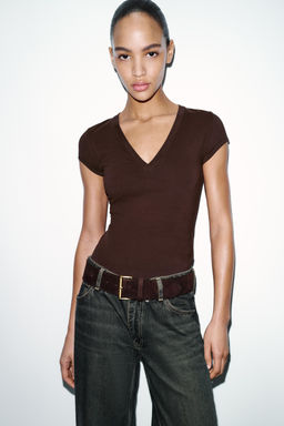 CAMISETA ESCOTE PICO / Marr?n - Zara фото 4