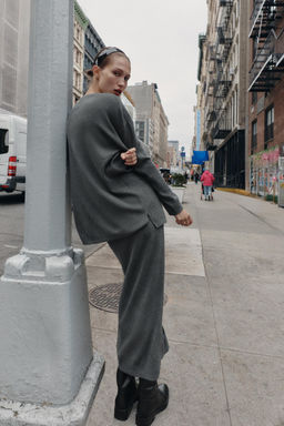 PLAIN SOFT-TOUCH KNIT JUMPER - Zara фото 3