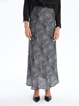 Standart Fit Desenli Saten Kad?n Etek