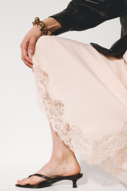 Falda de viscosa con detalles de encaje - H&m фото 4