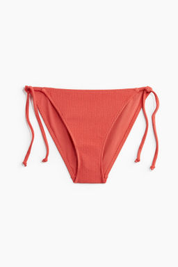 Braga de bikini con lazada