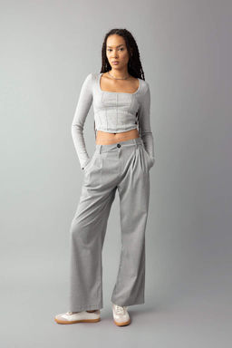 Приталенная футболка с длинными рукавами и круглым вырезом в рубчик - Defacto фото 2