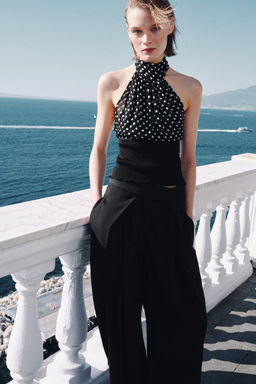 TOP HALTER LUNARES / Blanco / Negro