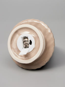 Светодиодная фигура «Ёлочка бежевая», 16.7×9.7×9.7 см, 1 LED, керамика, от батареек LR44×3, тёплый белый свет