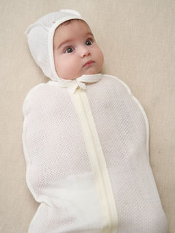 Пеленка-кокон Молоко из ажурного хлопка 0+ - Bungly фото 6