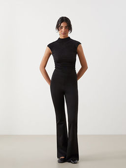 D?k?ml? Yaka Parlak G?r?n?ml? Kad?n Bluz