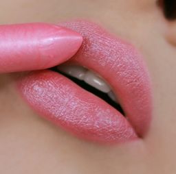 RELOUIS Помада PREMIUM GOLD №380 нежно розовый