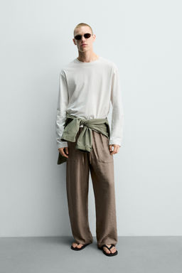 PANTAL?N FLUIDO RELAXED FIT / rosa claro