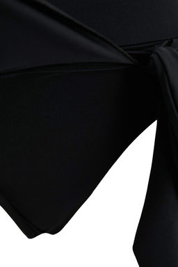 Siyah Baglama Detayl? Yuksek Bel Etek Bikini Alt? TBESS26BA00005 - Trendyolmilla фото 2