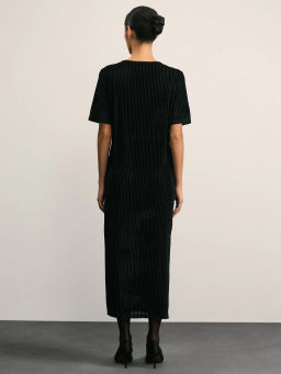 Платье - футболка из фактурной сетки / Zarina  фото 4