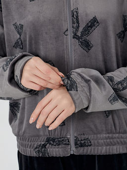 Толстовка женская велюровая серая с узором бантики - Mark formelle фото 4