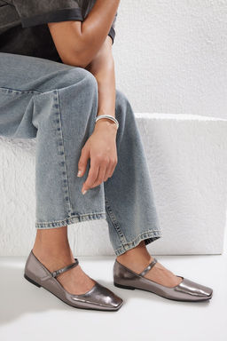 Trendyol Shoes Gumus Metalik Bantl? Kare Burun Mary JaneKad?n Babet TAKSS25BE00003 - Trendyolmilla фото 5