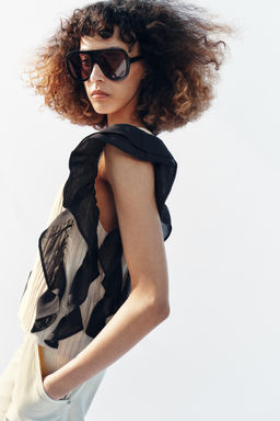 BLUSA RAYAS VOLANTES / Negro / Crudo - Zara фото 3