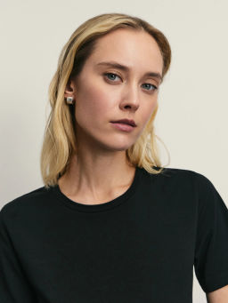 Базовая футболка из эластичного хлопка / Zarina  фото 6