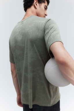 Camiseta de deporte en DryMove Regular Fit - H&m фото 7