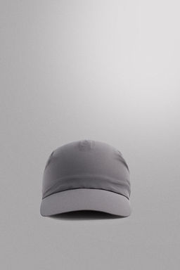 GORRA T?CNICA LIGERA / Morado Oscuro