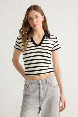 Trendyolmilla Siyah Duz Fitted/Vucuda Oturan Polo Yaka Orme Bluz TWOSS25BZ00003  фото 30