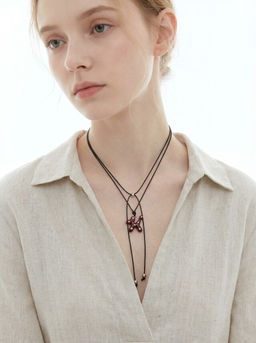 Кулон на шнурке