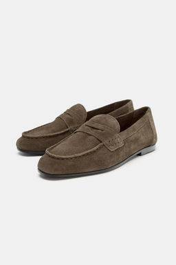 SPLIT SUEDE LOAFERS