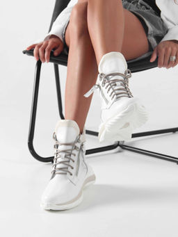 Ботинки 261.uno2w.Белый бежевый/Мех