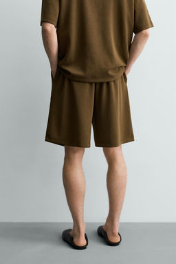 BERMUDA RELAXED FIT SOFT PLIEGUES / Marr?n - Zara фото 3