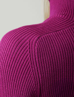 Водолазка тонкой вязки в рубчик из хлопка с нейлоном