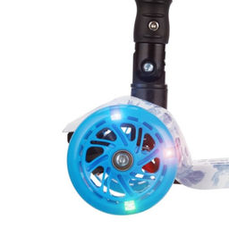 Самокат трехколесный