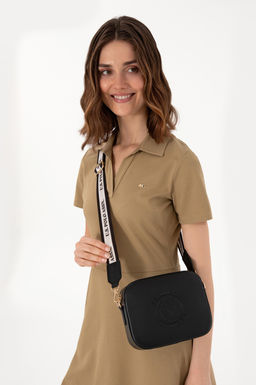 Kad_n Siyah _anta Sepette S_rpriz _ndirim