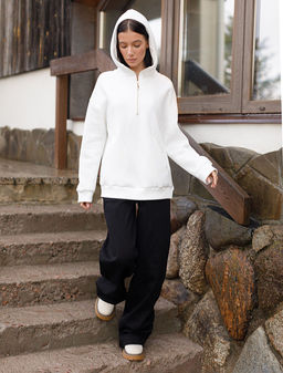 D49.059 Джемпер женский белый