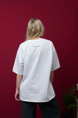 Футболка оверсайз унисекс " Эрвий" белый