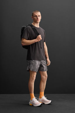 TEXTURED TRAINING T-SHIRT - Zara фото 2