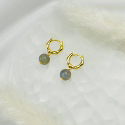 Серьги из Лабрадора