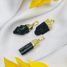 Кулон из необработанного Турмалина