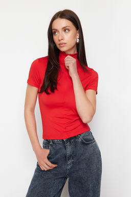 K?rm?z? Fitted/Vucuda Oturan Fermuarl? Yaka K?sa Kollu Esnek Orme Bluz TWOSS24BZ00489 - Trendyolmilla фото 2