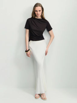 Приталенная футболка из модала / Zarina  фото 2