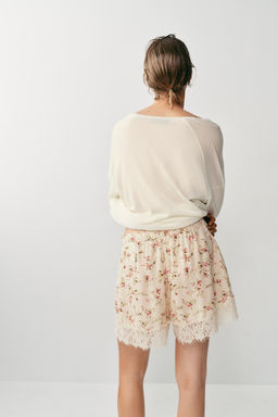 SHORTS ESTAMPADO FLORAL ENCAJE / Estampado - Zara фото 6