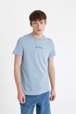 Slim Fit Bisiklet Yaka Bask?l? K?sa Kollu Tisort