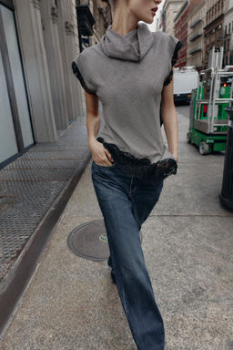 HOUNDSTOOTH LACE TOP