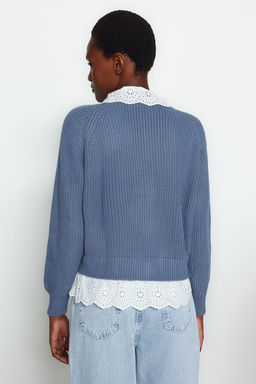 Indigo Crop Gomlek Garnili Detayl? V Yaka Triko H?rka TWOAW24HI00221