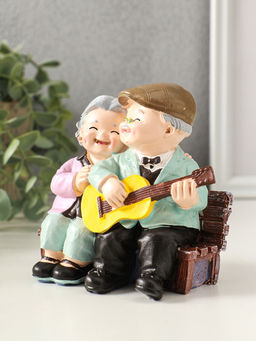 Фигурка полистоун «Дедуля играет на гитаре для бабули», 12×9×12 см