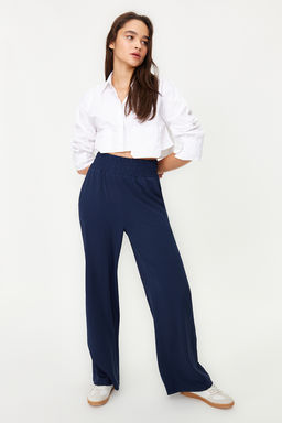 Lacivert Wide Leg/Genis Paca Beli Lastikli Dokuma Pantolon TWOSS22PL00024