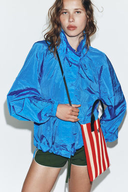 CUT-OUT EFFECT MINI TOTE BAG